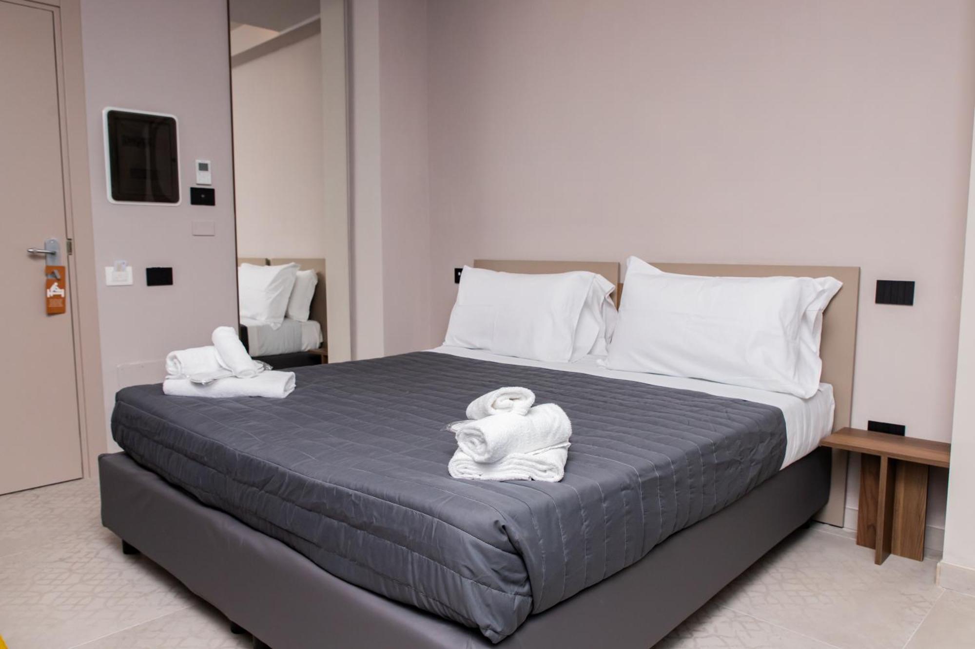 Calypsosuite Salernes Extérieur photo